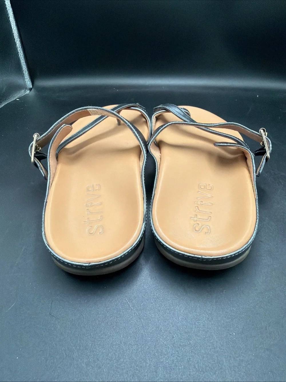 Strive Women's Silver Nusa 2 Sandal Size 7.5/8